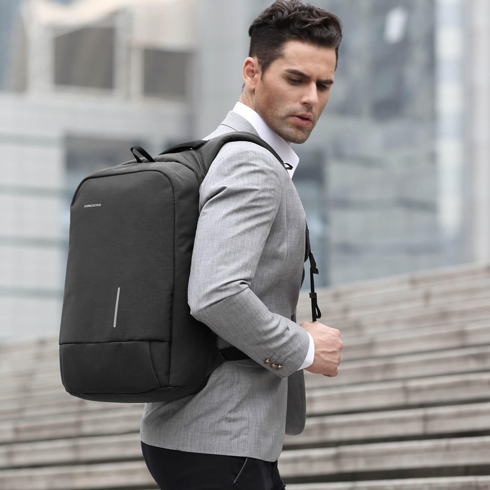 Model showcasing the Kingsons backpack KS3149w